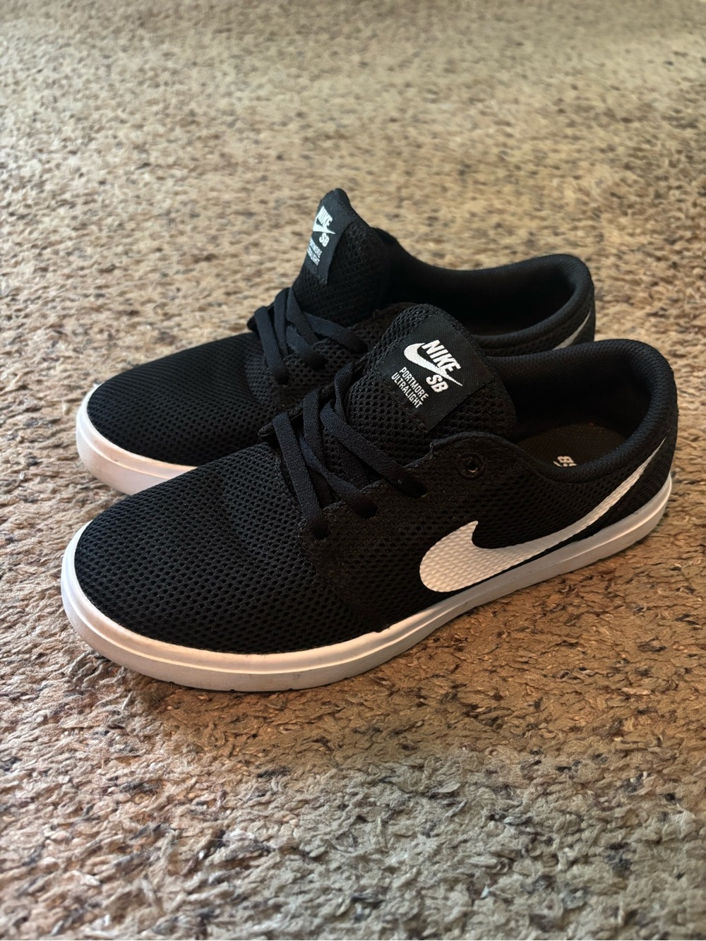 Black Nike SB Portmore II Ultralight shoes